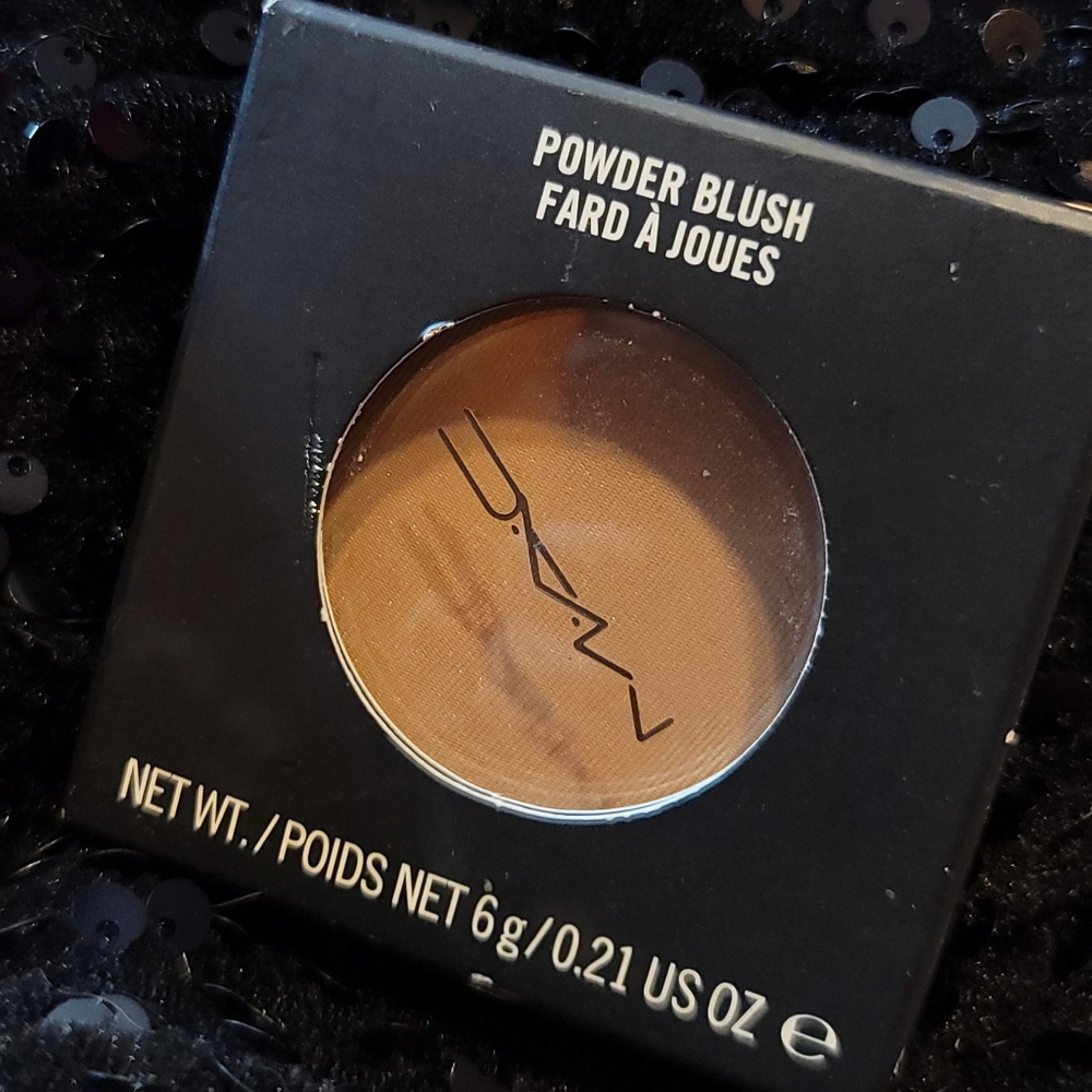 MAC Taupe Shape Blush BNIB